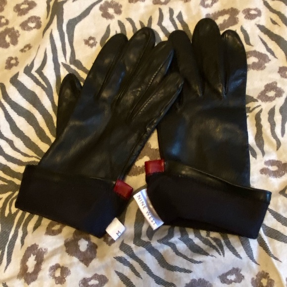 EUC Nine West Women’s Black Leather gloves lot of 3 pair size M - Picture 4 of 13